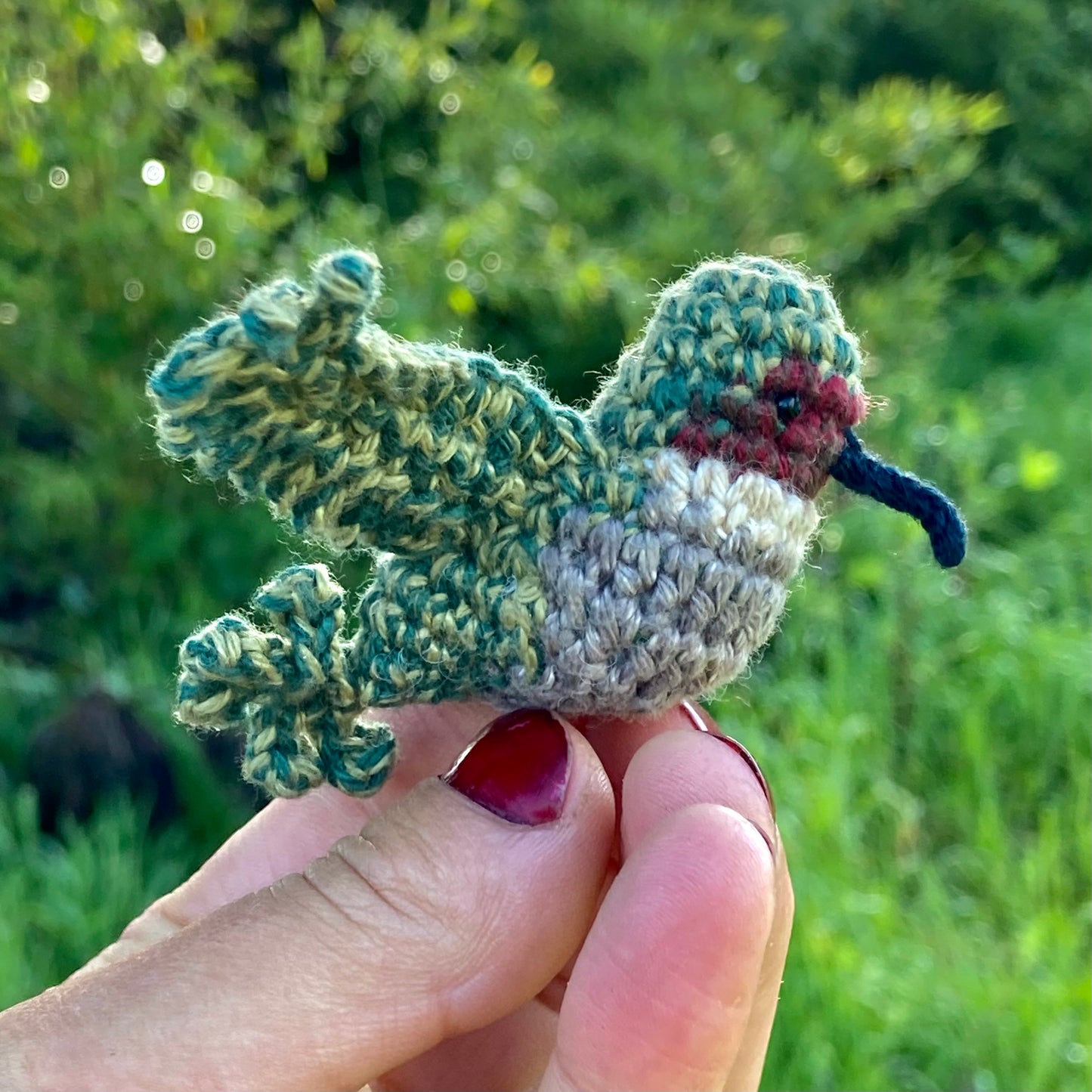 Kolibri Calla | Miniatur Premium-Häkelanleitung (DE/EN)