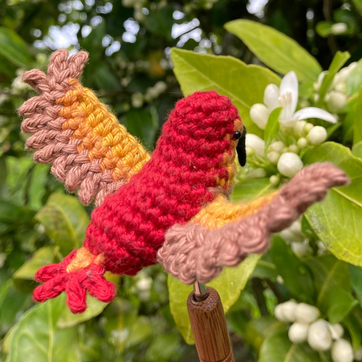 Kolibri Calla | Miniatur Premium-Häkelanleitung (DE/EN)